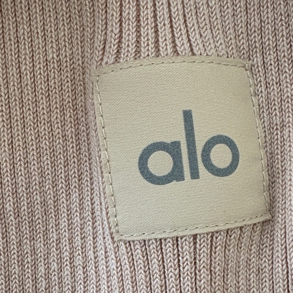 ALO Yoga Knit High-Waist Salana Wide Leg Pant - Picture 7 of 8